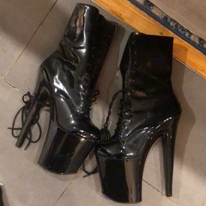 8 inch patent leather pleaser stripper boots